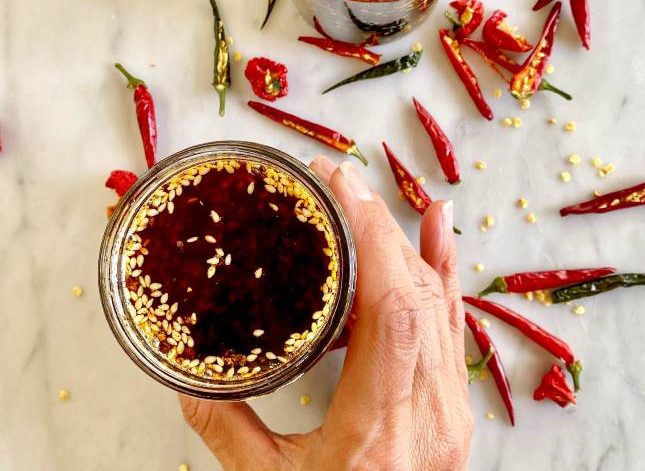 spicy sweet crispy chilli oil recipe